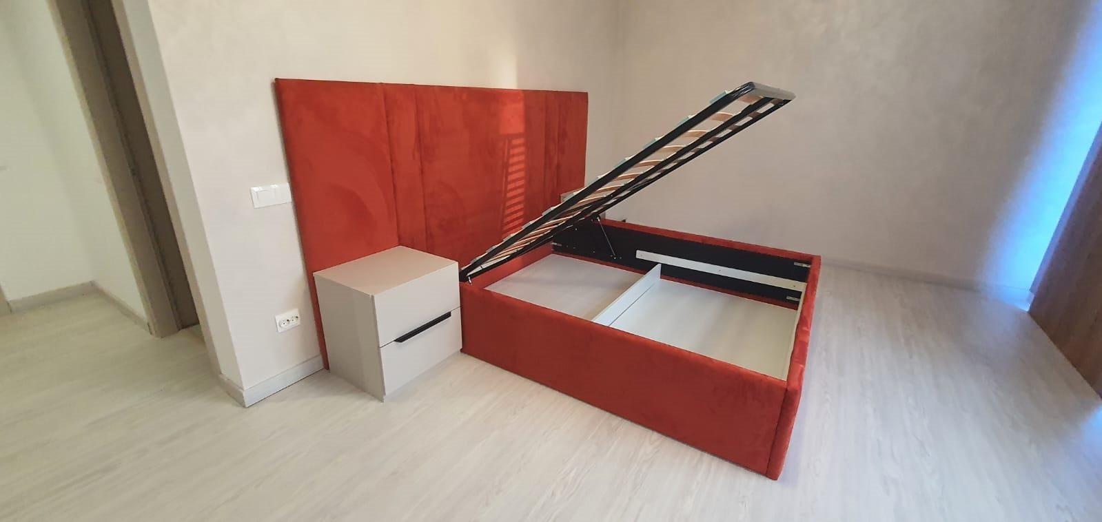Dormitor cu depozitare — imagine 3
